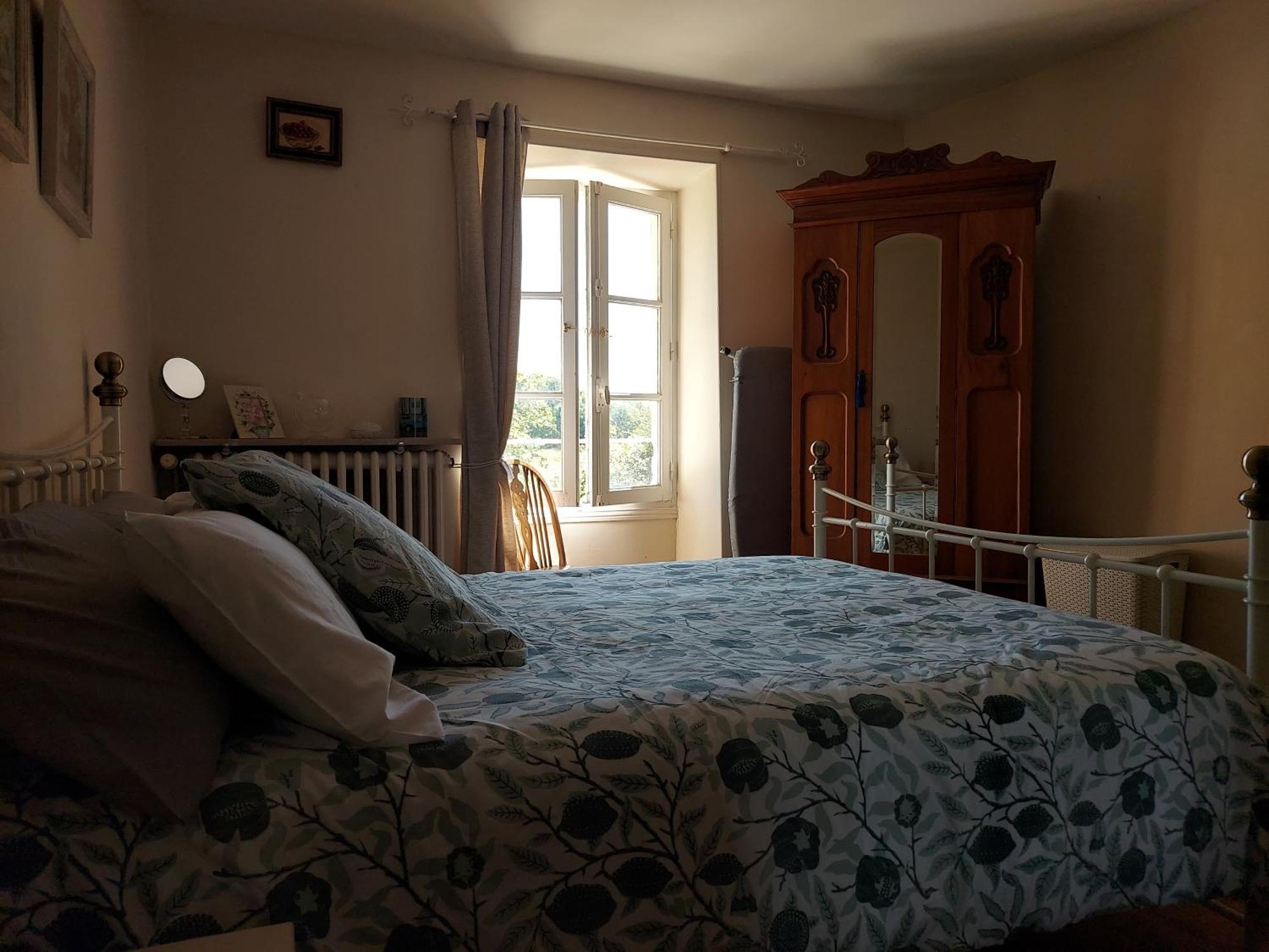 Charming Two Bedroom Gite With Beautiful Gardens Confolens Eksteriør billede