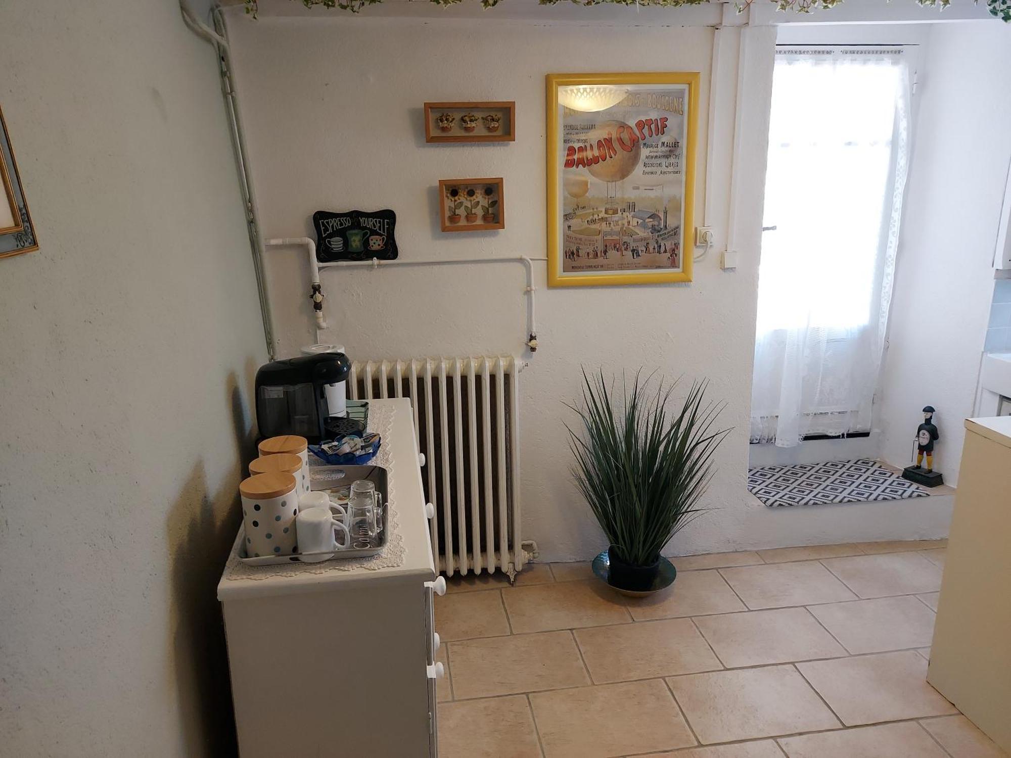 Charming Two Bedroom Gite With Beautiful Gardens Confolens Eksteriør billede