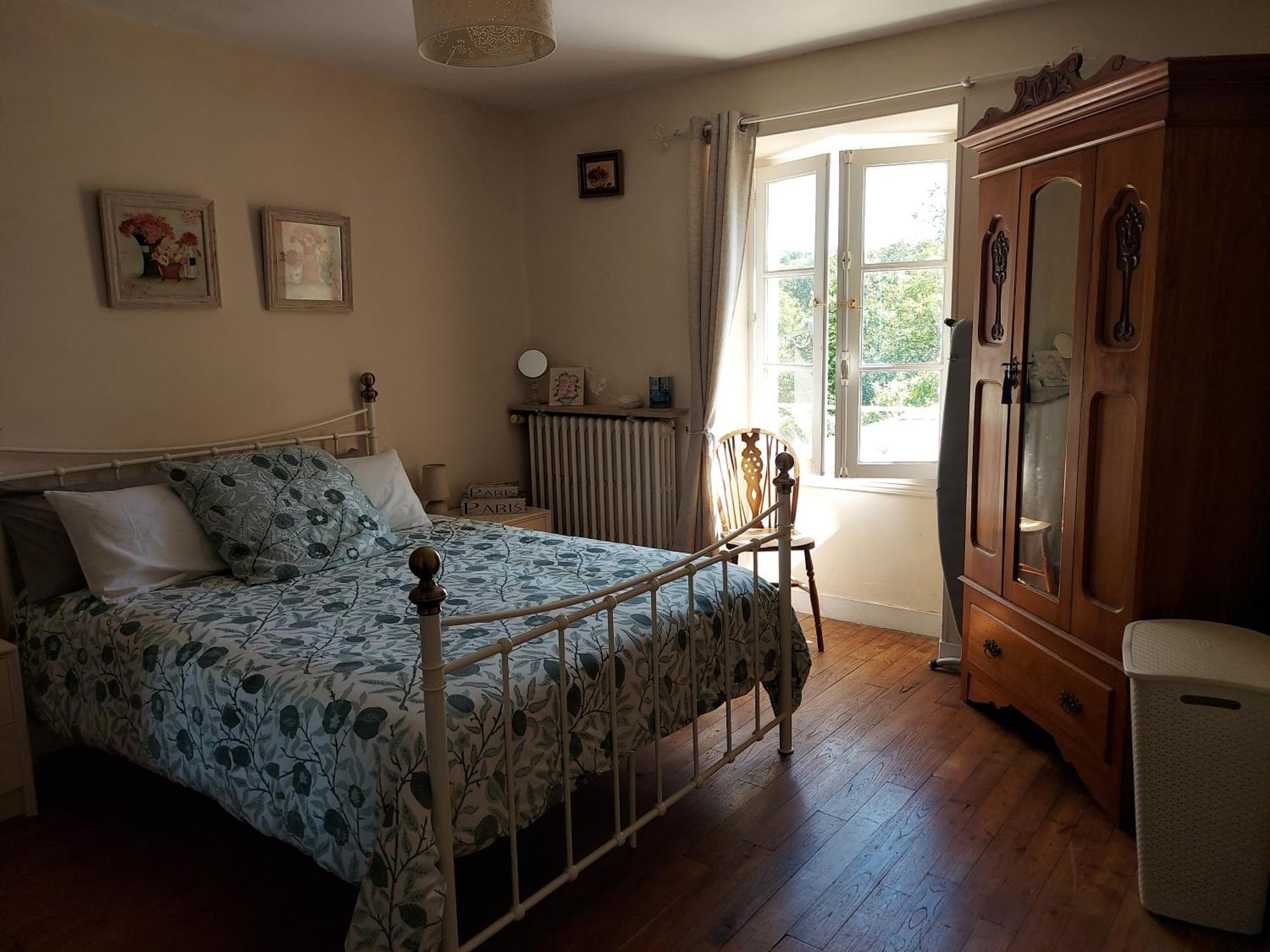 Charming Two Bedroom Gite With Beautiful Gardens Confolens Eksteriør billede