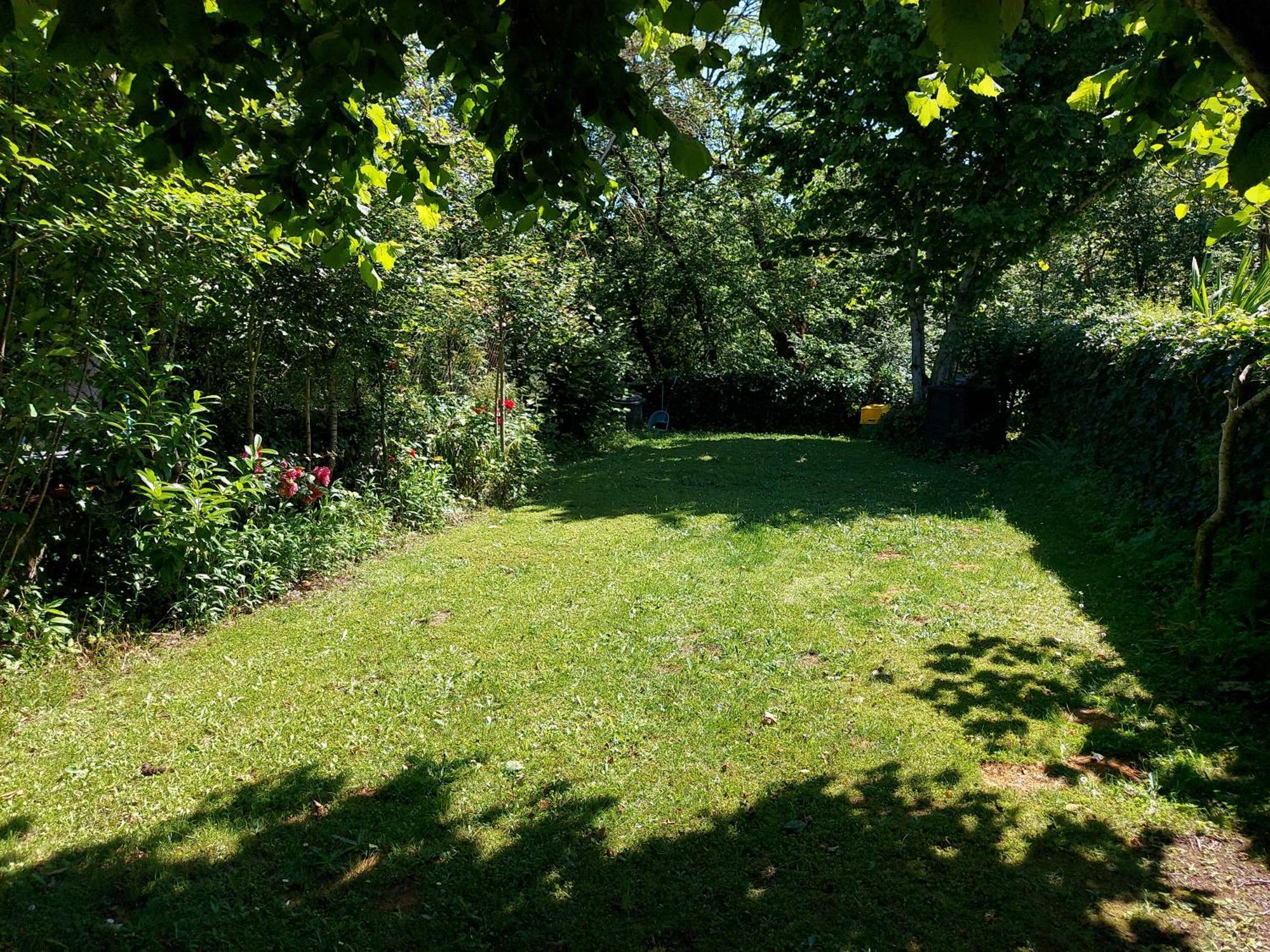 Charming Two Bedroom Gite With Beautiful Gardens Confolens Eksteriør billede